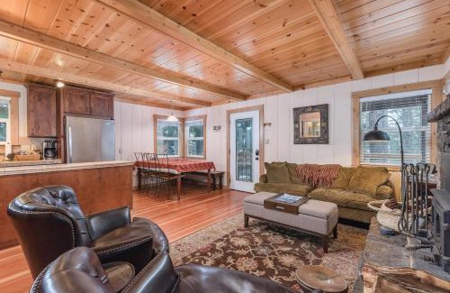Carnelian Bay Casa | Chic Carnelian Bay Cabin
