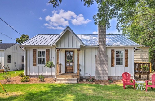 Carrollton Cabaña | Chic Carrollton Cottage w/ Updated Interior!