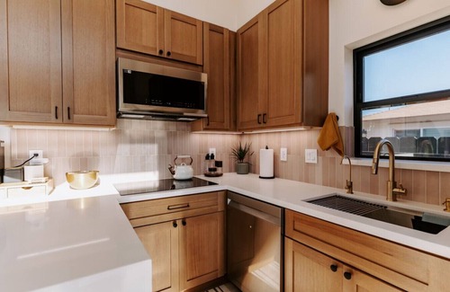 La Mesa Casa | Chic Casita Hot tub BBQ 4 min to SDSU