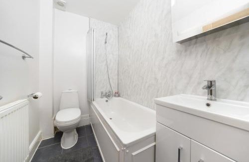 Coldharbour Apartamento | Chic & Central Brixton 1-Bed for 4
