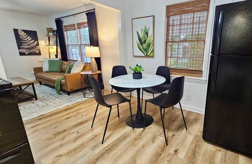 Valdosta Cabaña | Chic Central Cottage- Wood Floors, Fireplace, Game Room & Firepit- Pet Friendly
