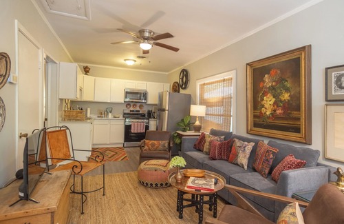 Midtown Cabaña | Chic Central Gardens Carriage House in heart of midtown Memphis