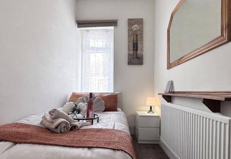 Pontypridd Casa | Chic Charming Classic 3bed W Ensuite - Pontypridd