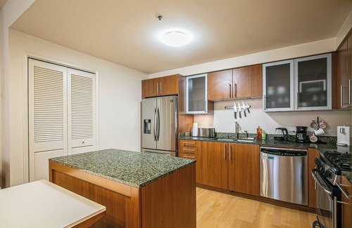 Rincon Hill Apartamento | Chic City Getaway in the Heart of Urban Lansing - A Perfect Escape Awaits #41904