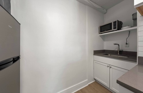 Near East Columbus Apartamento | Chic City Retreat 99 For 2!