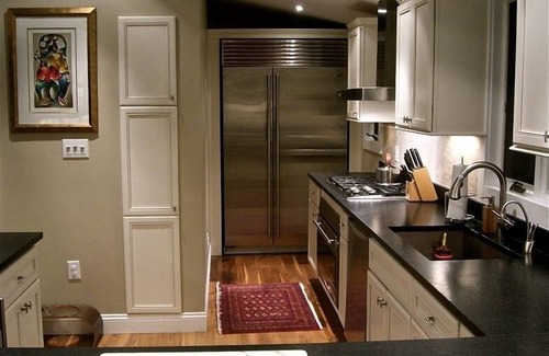 The Pines Casa | Chic Classic Cottage de cinco habitaciones