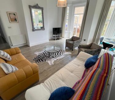 Bexhill-on-Sea Apartamento | Chic Coastal Apartment