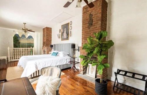 Faubourg Marigny Apartamento | Chic Cottage near the Lower French Quarter