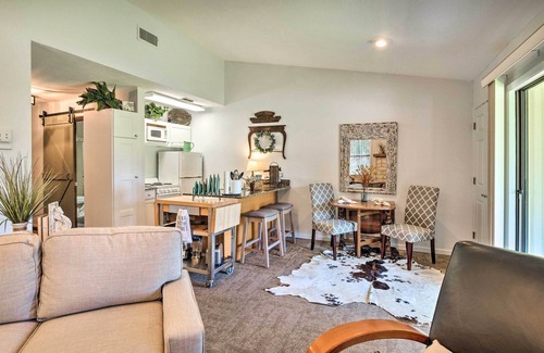 Salado Cabaña | Chic Couple’s Retreat: Well-Appointed Salado Home!