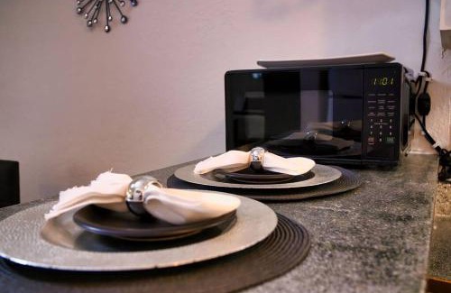 Eagle Pass Apartamento | Chic & Cozy 2 bedroom - 1 bathroom - RATED BEST