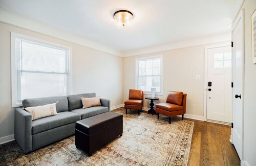 Birmingham Casa | Chic & Cozy 3BR Family Oasis
