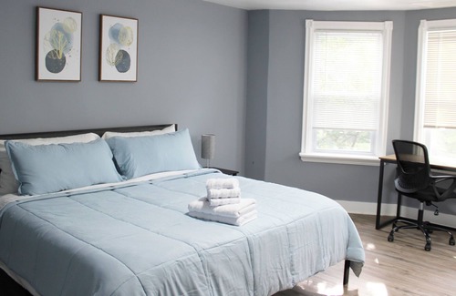Wilmington Casa | Chic Downtown Home