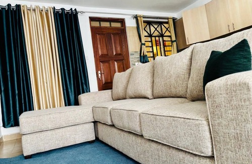 Kawangware Apartamento | Chic, easy to access, hassle free and affordable studio in Nairobi with WiFi.