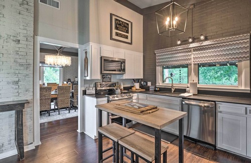 Lampasas Casa | Chic Family-Friendly Home with Outdoor Oasis!