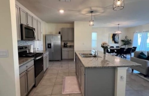 Wesley Chapel Casa | Chic Family Retreat Near Tampa, Orlando & Sarasota