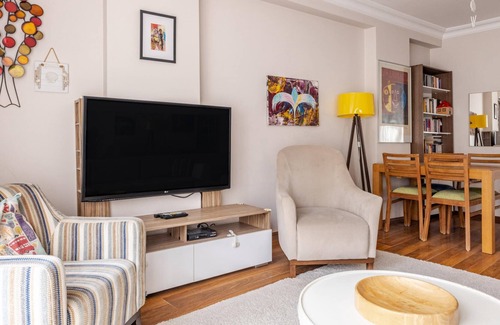 Esentepe Apartamento | Chic Flat 5 min to Kanyon Mall and Metro in Levent