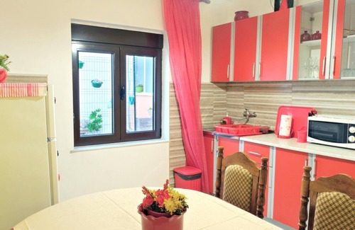 Tivat Apartamento | Chic Flat Near Beach in Montenegro