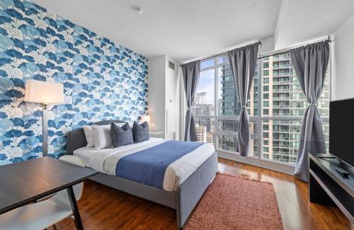 Fort York Apartamento | Chic Fort York Studio Cozy Retreat in Downtown TO