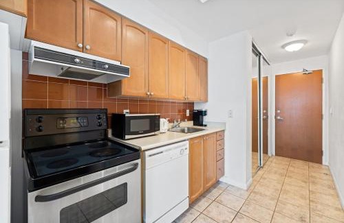 Fort York Apartamento | Chic Fort York Studio Cozy Retreat in Downtown TO