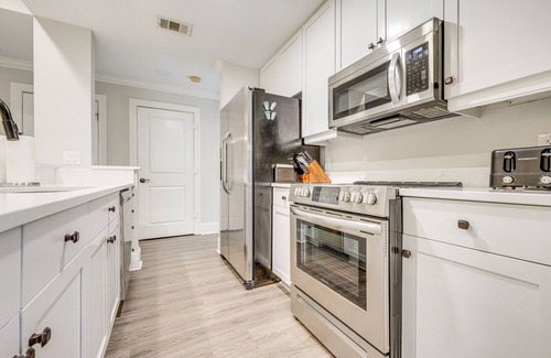 Lake Oconee Condominio | Chic Greensboro Condo w/ Lake Oconee Access!