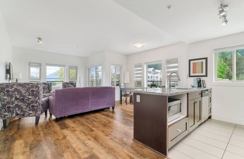 Harrison Hot Springs Apartamento | Chic Haven Stylish 3 Bedroom