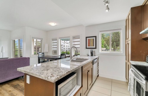 Harrison Hot Springs Apartamento | Chic Haven Stylish 3 Bedroom