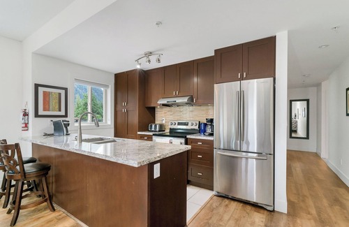 Harrison Hot Springs Apartamento | Chic Haven Stylish 3 Bedroom