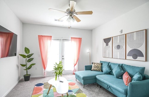 Orange Park Apartamento | Chic Haven - Pool Bliss - Near Beach - 9304