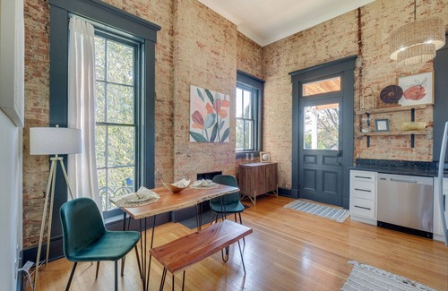 New Albany Apartamento | Chic & Historic Apartment ~ 6 Mi to Louisville!