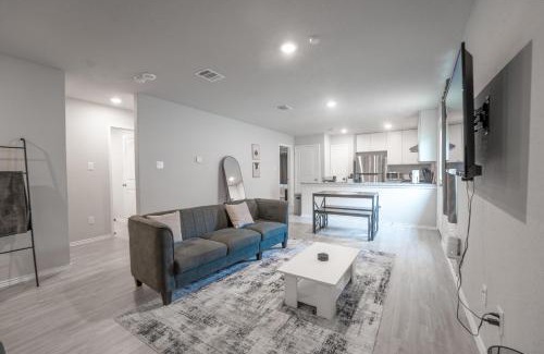 San Antonio Casa | Chic Home near Botanical Garden