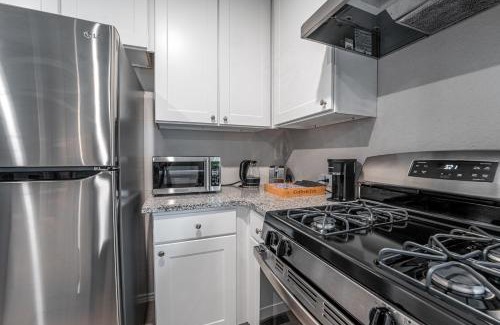 San Antonio Casa | Chic Home near Botanical Garden