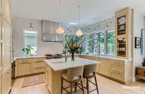 Lower Arapahoe Casa | Home w/Lush Garden & Mountain Views, Near CU