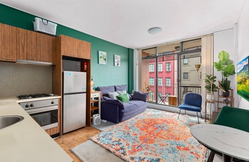 Chippendale Apartamento | Chic Inner-City 1 Bedroom with Private Balcony