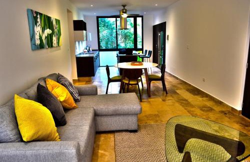 Barrio Zama Apartamento | Chic Jungle 2 BR Condo by Happy Address
