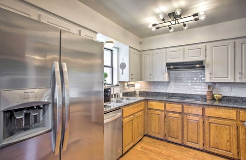 Granbury Casa | Chic Lakefront Granbury Getaway w/ Private Dock!