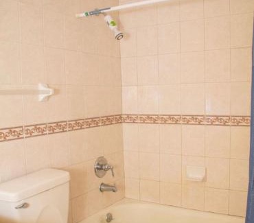 Dickenson Bay Apartamento | Chic & Luxurious Flat