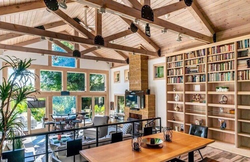 Mattituck Casa | Chic Mattituck waterfront home with beautiful views, slate patio, heated...