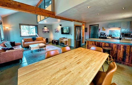 Driggs Casa | Chic Mountain Home in Driggs, Near Grand Targhee w/Hot Tub