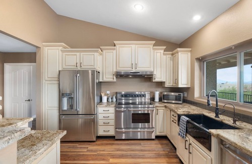 Fountain Hills Casa | Desert LUX - Stunning Views w/Pool, Hot Tub, Games