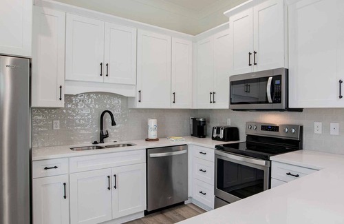 Orange Beach Casa | Chic Orange Beach Home | Access to Two Pools & Easy Beach Access!