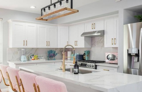 South of Conant Casa | Chic pool home + 6 mi to beach + sleeps 10