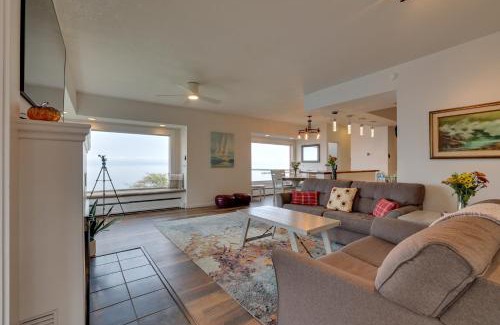 Port Angeles Casa | Chic Port Angeles Home with Oceanfront Balcony!