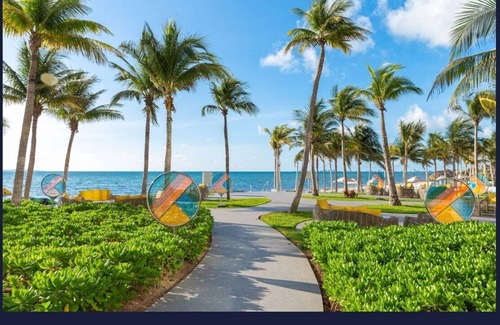 Puerto Juárez Complejo | Chic resort with 1 bedroom and WiFi, AC in beautiful Cancun