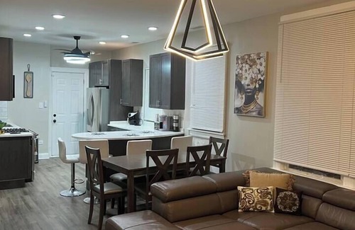 Roseland Apartamento | Chic Retreat, Chic Retreat "Your Urban Getaway"