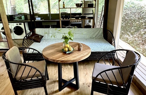 Barú Cabina | Chic Retreat: Luxe in Canvas at Arbol De La Vida. Half-hour to Dominical Beach!