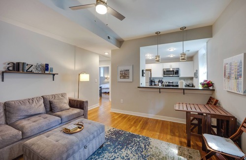 Monroe Ward Apartamento | Chic Richmond Retreat w/ Quaint Private Patio!