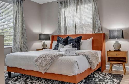 Southbank Apartamento | Chic Riverfront apartment in downtown San Marco