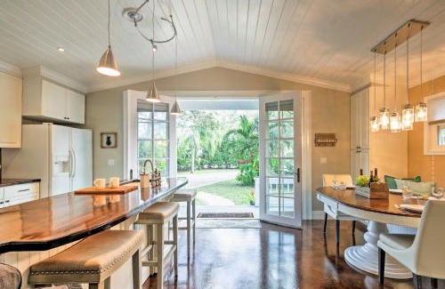 South Gate Ridge Casa | Chic Sarasota Cottage Near Beaches and Downtown!