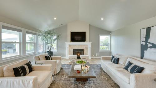 Sonoma Casa | Chic Sonoma Oasis w Pool Bocce Hot Tub Minutes to Downtown