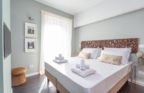 Rione III Colonna Apartamento | Chic Spanish Steps Retreat